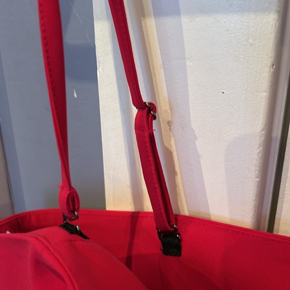 Contemporaine by SIMONs. XL bright red strap tank, removable and adjustable - Picture 4 of 7